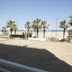 Malvarrosa בית הארחה