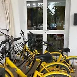 Malvarrosa Beach Guest house 2*
